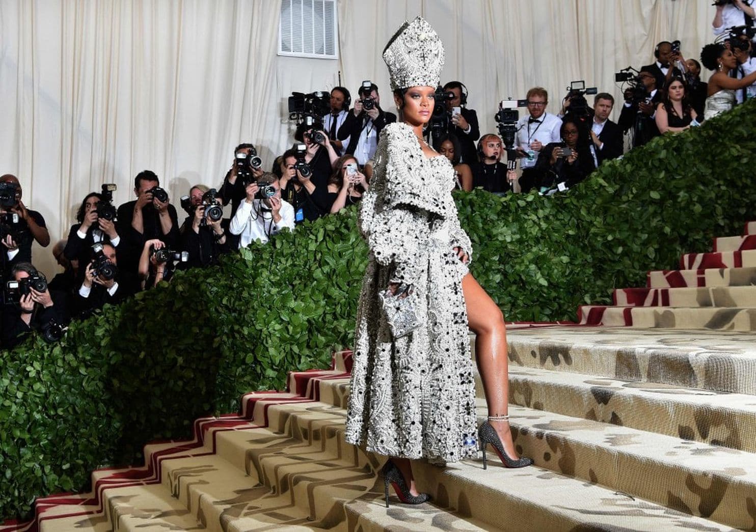 Рианна на Met Gala в 2018 году